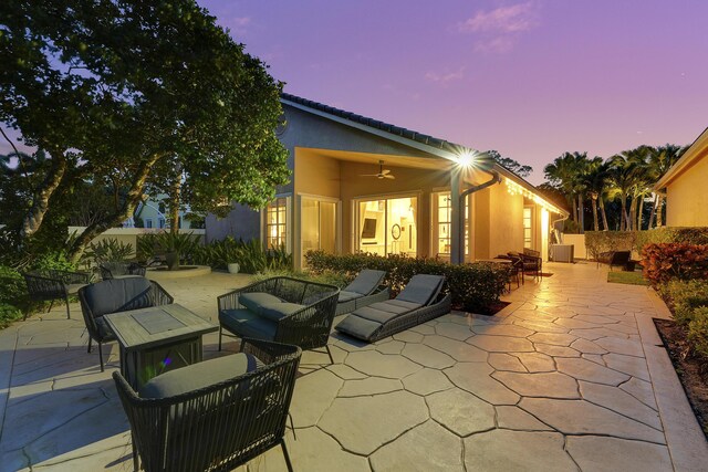 13810 Crosspointe Ct, Palm Beach Gardens, FL 33418 - view of patio featuring an outdoor living space and ceiling fan