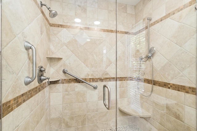 7 Riverview Dr, Sewalls Point, FL 34996 - full bath featuring a stall shower