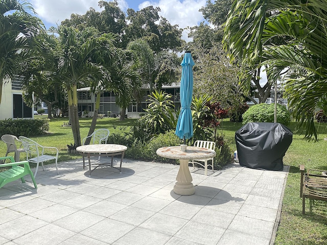 191 Durham D, Deerfield Beach, FL 33442 - view of patio / terrace with area for grilling