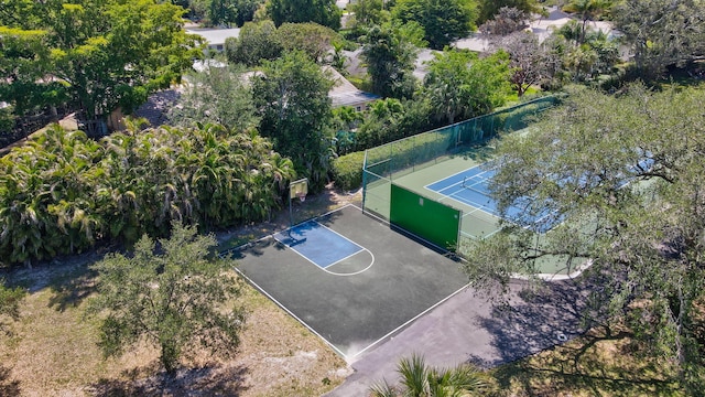 6769 Entrada Pl, Boca Raton, FL 33433 - view of basketball court with a tennis court and community basketball court