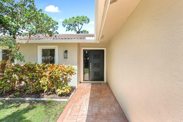 6769 Entrada Pl, Boca Raton, FL 33433 - property entrance with stucco siding