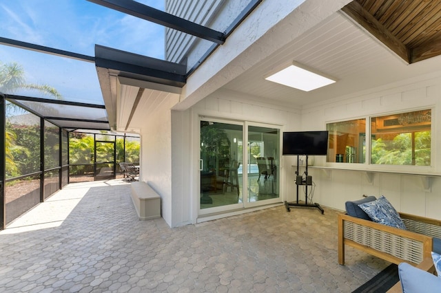 sunroom with a healthy amount of sunlight