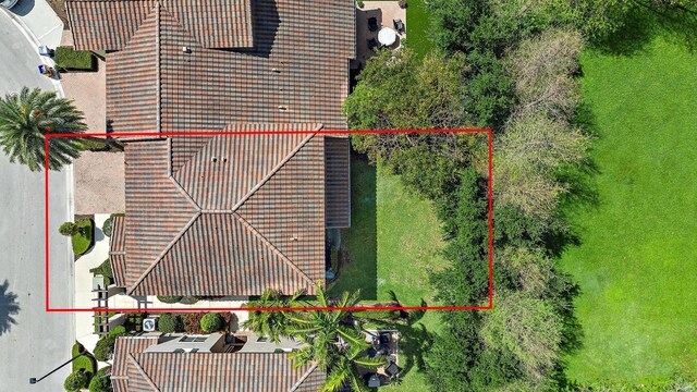 122 Diamante Way, Jupiter, FL 33477 - view from above of property with property parcel outlined