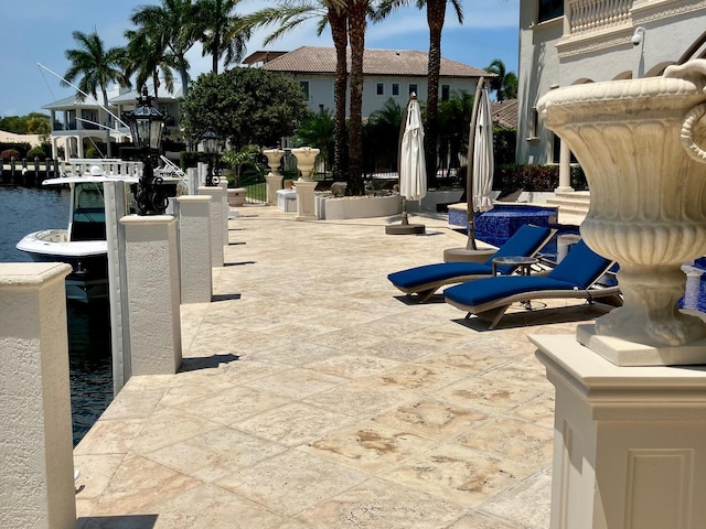 3131 NE 27th Ave, Lighthouse Point, FL 33064 - view of patio / terrace
