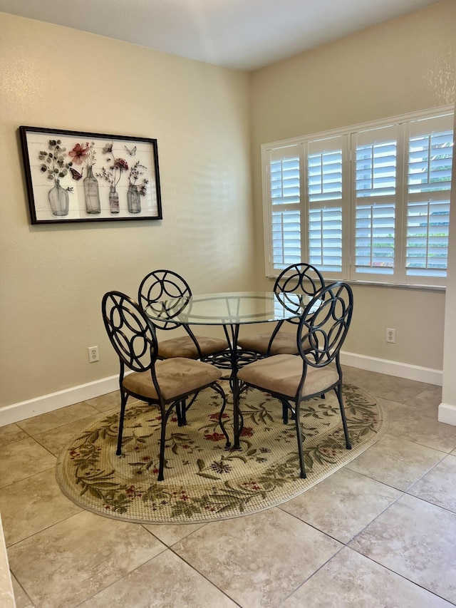 4220 Gator Trace Ave Unit 5E, Fort Pierce, FL 34982 - dining space featuring tile patterned flooring