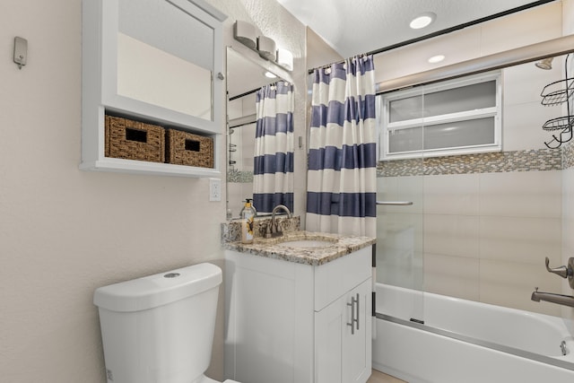 944 Hansen St, West Palm Beach, FL 33405 - full bath featuring shower / bathtub combination with curtain, toilet, and vanity