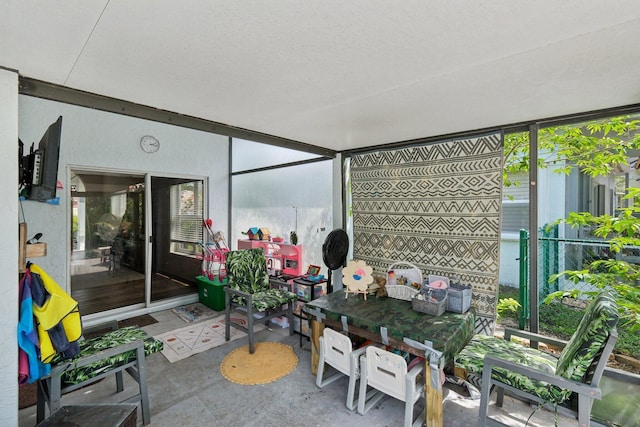 view of sunroom / solarium