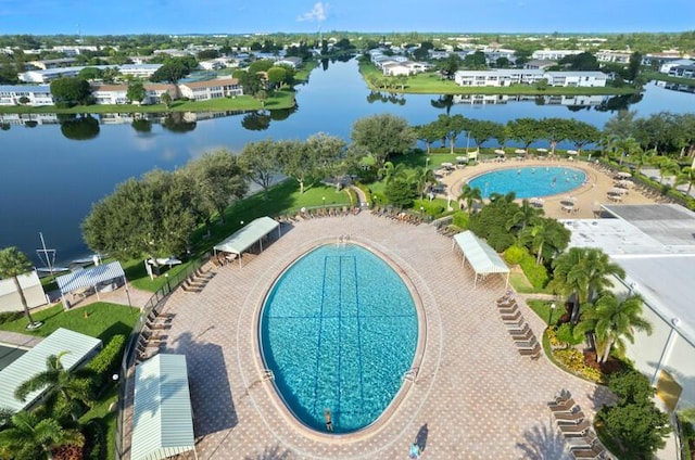107 Sheffield E, West Palm Beach, FL 33417 - exterior space featuring a water view