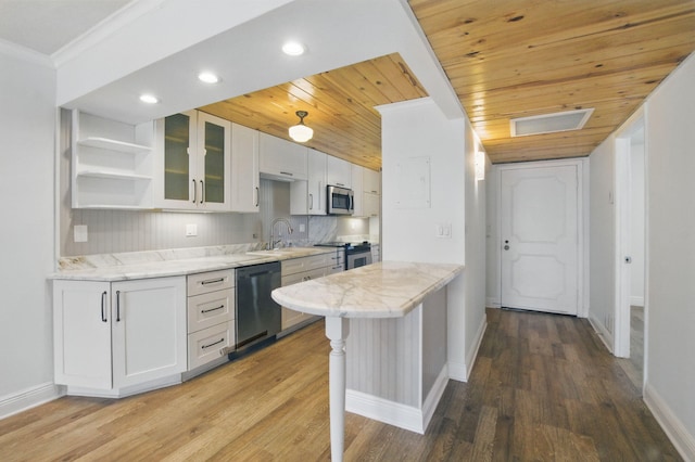 kitchen featuring a sink, wood ceiling, white cabinetry, baseboards, and appliances with stainless steel finishes