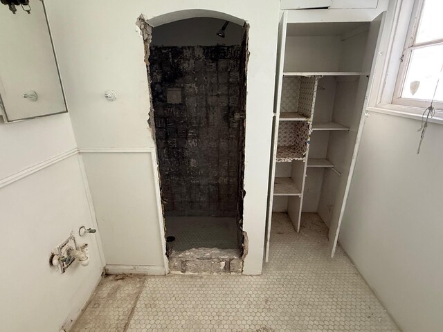 523 48th St, West Palm Beach, FL 33407 - full bath with a shower stall