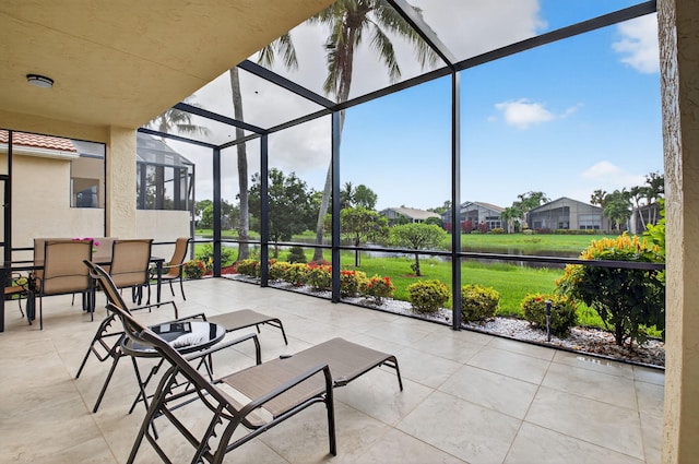 6863 Imperial Beach Cir, Delray Beach, FL 33446 - sunroom with a water view