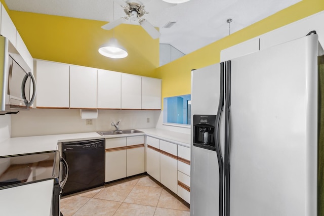 5942 Parkwalk Cir W, Boynton Beach, FL 33472 - kitchen with light countertops, ceiling fan, stainless steel appliances, and a sink