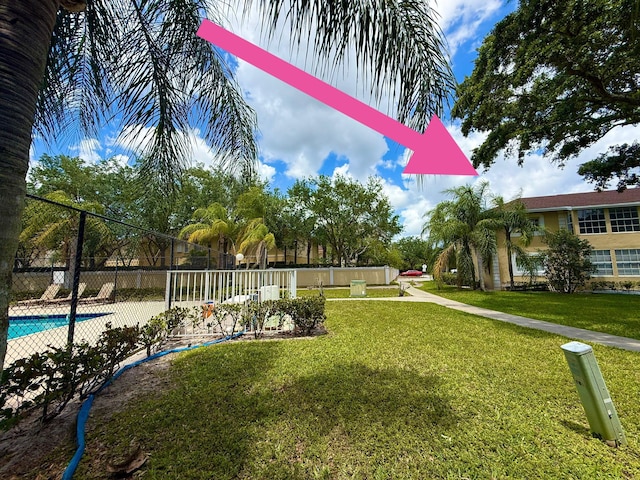 208 Palm Beach Trace Dr, Royal Palm Beach, FL 33411 - view of yard