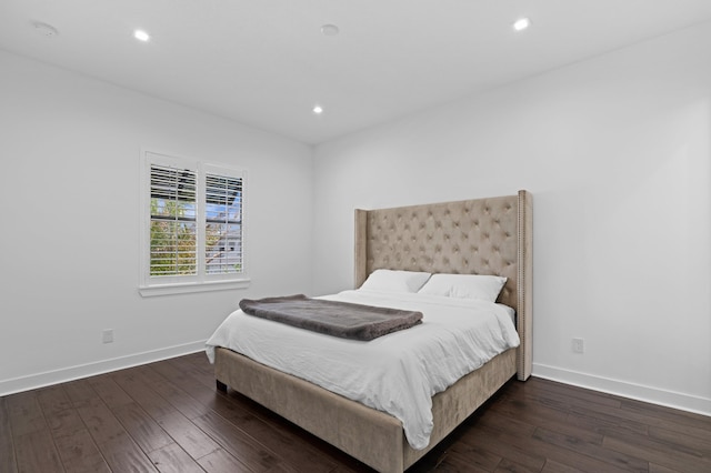 3038 Safflower Cir, West Palm Beach, FL 33401 - bedroom featuring dark wood-style floors, baseboards, and recessed lighting