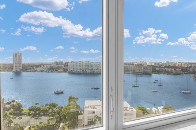 water view with a view of city