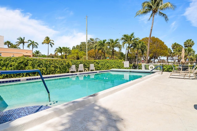 31 S Golfview Rd # 11, Lake Worth Beach, FL 33460 - community pool with fence and a patio area