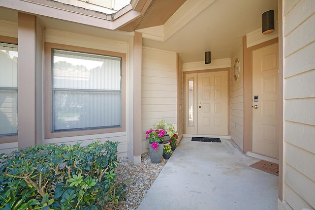 view of exterior entry