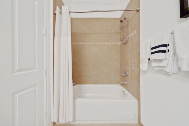 full bath with shower / bath combo