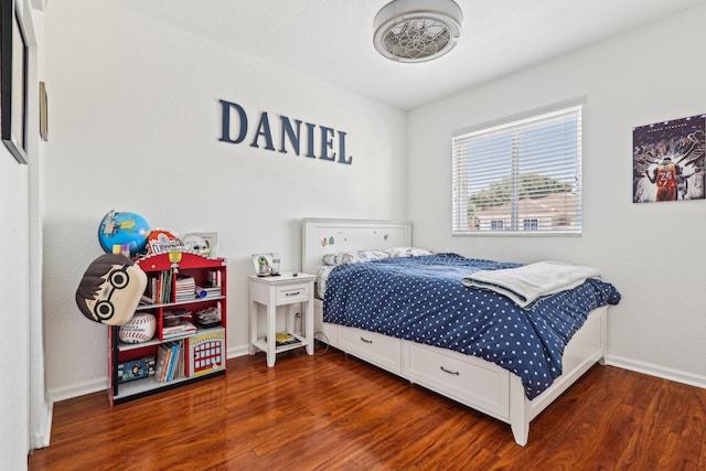 1070 Grove Park Cir, Boynton Beach, FL 33436 - bedroom featuring wood finished floors and baseboards