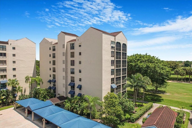 7572 Regency Lake Dr Unit 501, Boca Raton, FL 33433 - view of apartment building / complex
