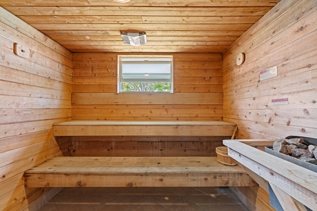 328 W Pine St Unit 22, Lantana, FL 33462 - view of sauna with tile patterned floors