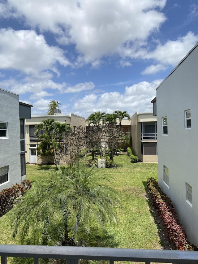 563 Capri L, Delray Beach, FL 33484 - view of green lawn