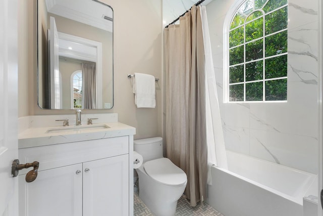 251 W Coconut Palm Rd, Boca Raton, FL 33432 - full bathroom with vanity, shower / bath combo with shower curtain, and toilet