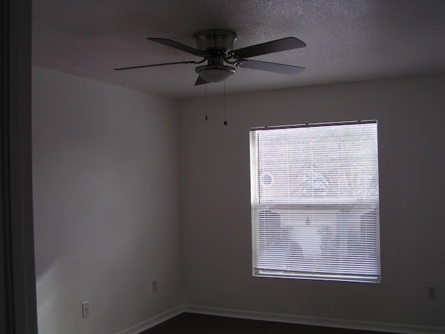 312 River Bluff Ln, Royal Palm Beach, FL 33411 - empty room with a ceiling fan and baseboards