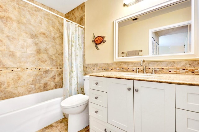 124 Mayfair Ln, Boynton Beach, FL 33426 - bathroom with vanity and shower / tub combo with curtain