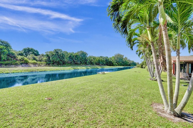 124 Mayfair Ln, Boynton Beach, FL 33426 - view of green lawn with a water view