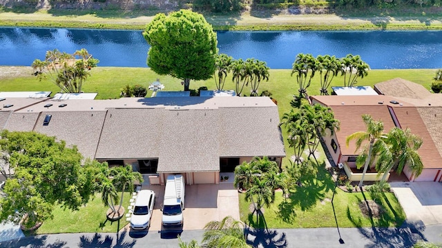 124 Mayfair Ln, Boynton Beach, FL 33426 - view from above of property with a large body of water