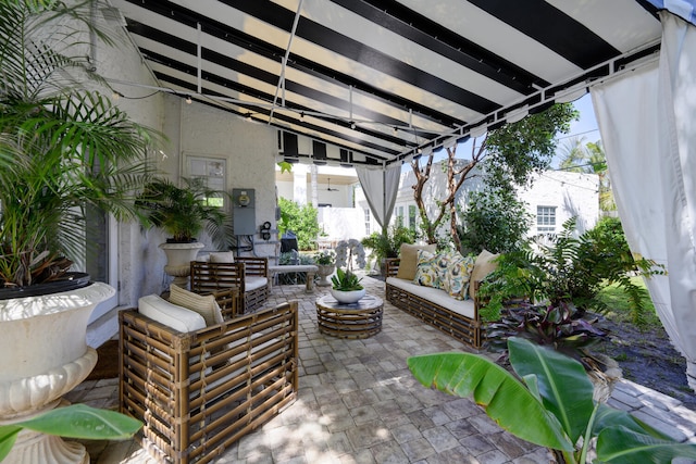 359 E Lakewood Rd, West Palm Beach, FL 33405 - view of patio featuring an outdoor hangout area