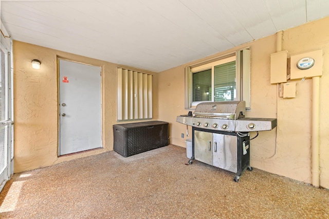 7000 NW 95th Ter, Tamarac, FL 33321 - kitchen with a textured wall