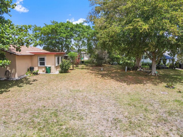 7000 NW 95th Ter, Tamarac, FL 33321 - view of yard