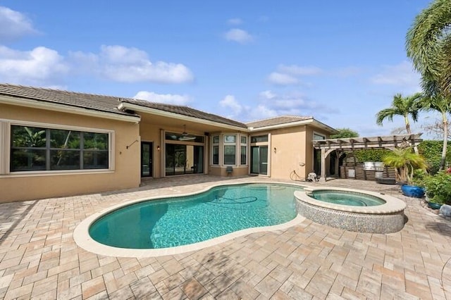 9600 Equus Cir, Boynton Beach, FL 33472 - view of swimming pool featuring a pergola, a patio area, and a pool with connected hot tub