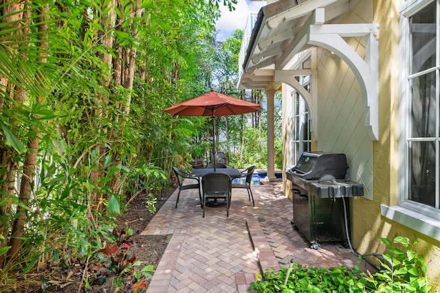 view of patio / terrace with outdoor dining area