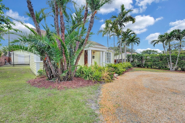 946 Paseo Morella, West Palm Beach, FL 33405 - view of front facade