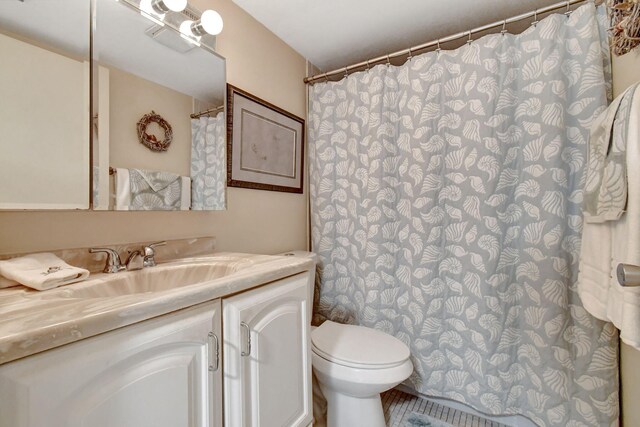 25 Abbey Ln Unit 404, Delray Beach, FL 33446 - full bath with shower / bathtub combination with curtain, vanity, and toilet