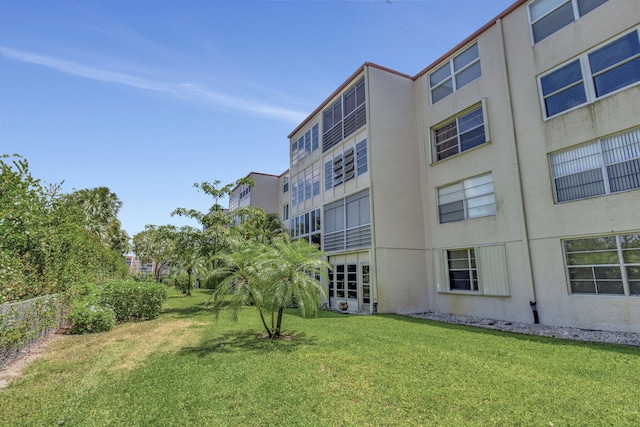 25 Abbey Ln Unit 404, Delray Beach, FL 33446 - aerial view of a nearby body of water and apartment complex
