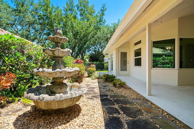 1167 Egret Cir S, Jupiter, FL 33458 - view of patio / terrace