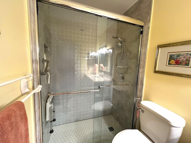 4330 Lucerne Villas Ln, Lake Worth, FL 33467 - full bath with toilet and a stall shower