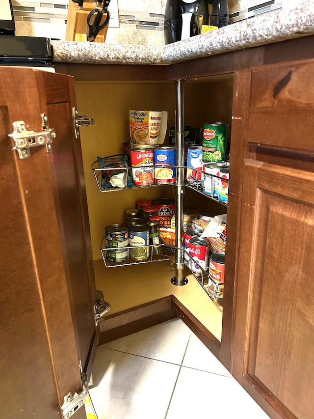 4330 Lucerne Villas Ln, Lake Worth, FL 33467 - view of pantry
