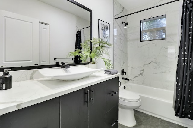 626 33rd St, West Palm Beach, FL 33407 - bathroom with vanity, shower / bath combo with shower curtain, toilet, and tile patterned floors