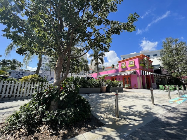 626 33rd St, West Palm Beach, FL 33407 - view of home's community