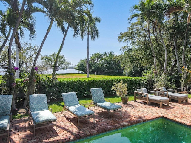 201 Avila Rd, West Palm Beach, FL 33405 - view of yard with a patio