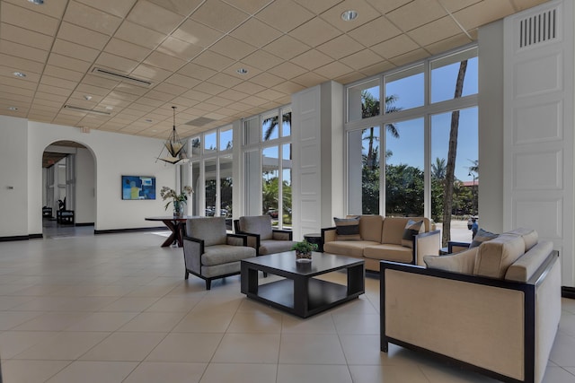 building lobby featuring a high ceiling
