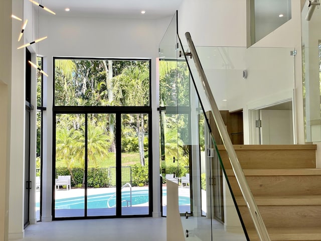 13890 Parc Dr, Palm Beach Gardens, FL 33410 - doorway featuring stairway
