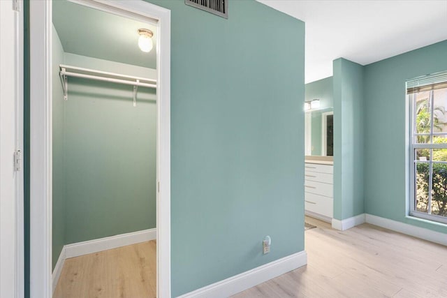 1521 NW 19th Ter Unit 101, Delray Beach, FL 33445 - view of closet