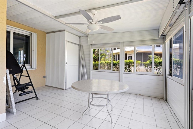 1521 NW 19th Ter Unit 101, Delray Beach, FL 33445 - sunroom featuring a ceiling fan