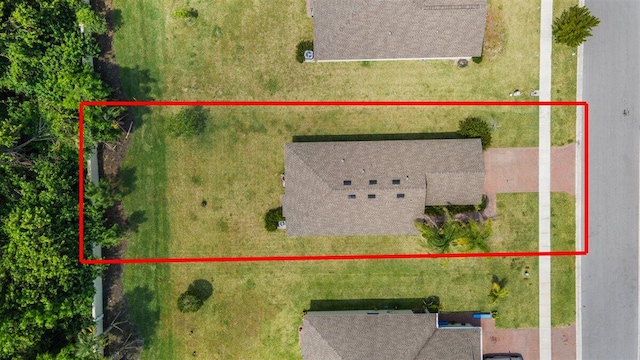view of subject property featuring property boundaries highlighted